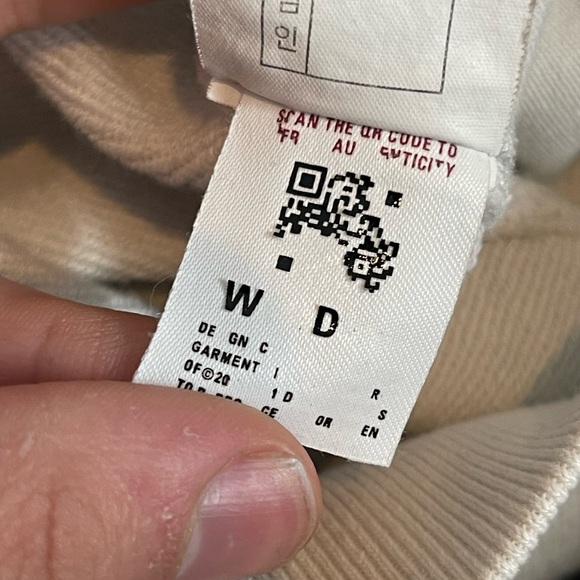 We11Done Men’s Unisex Reflective White Grey Logo Pullover Sweatshirt Size Medium - Picture 11 of 16